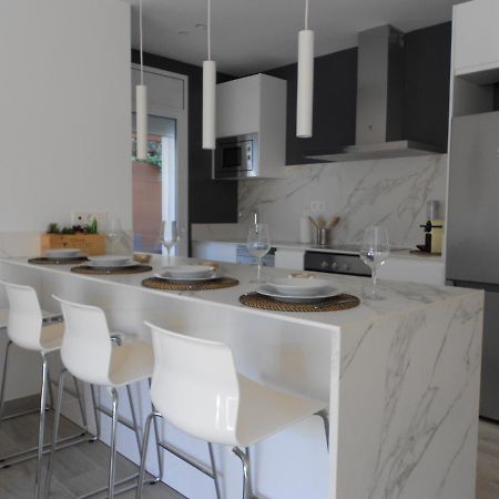 Luxury Apartment Кембрилс Екстериор снимка