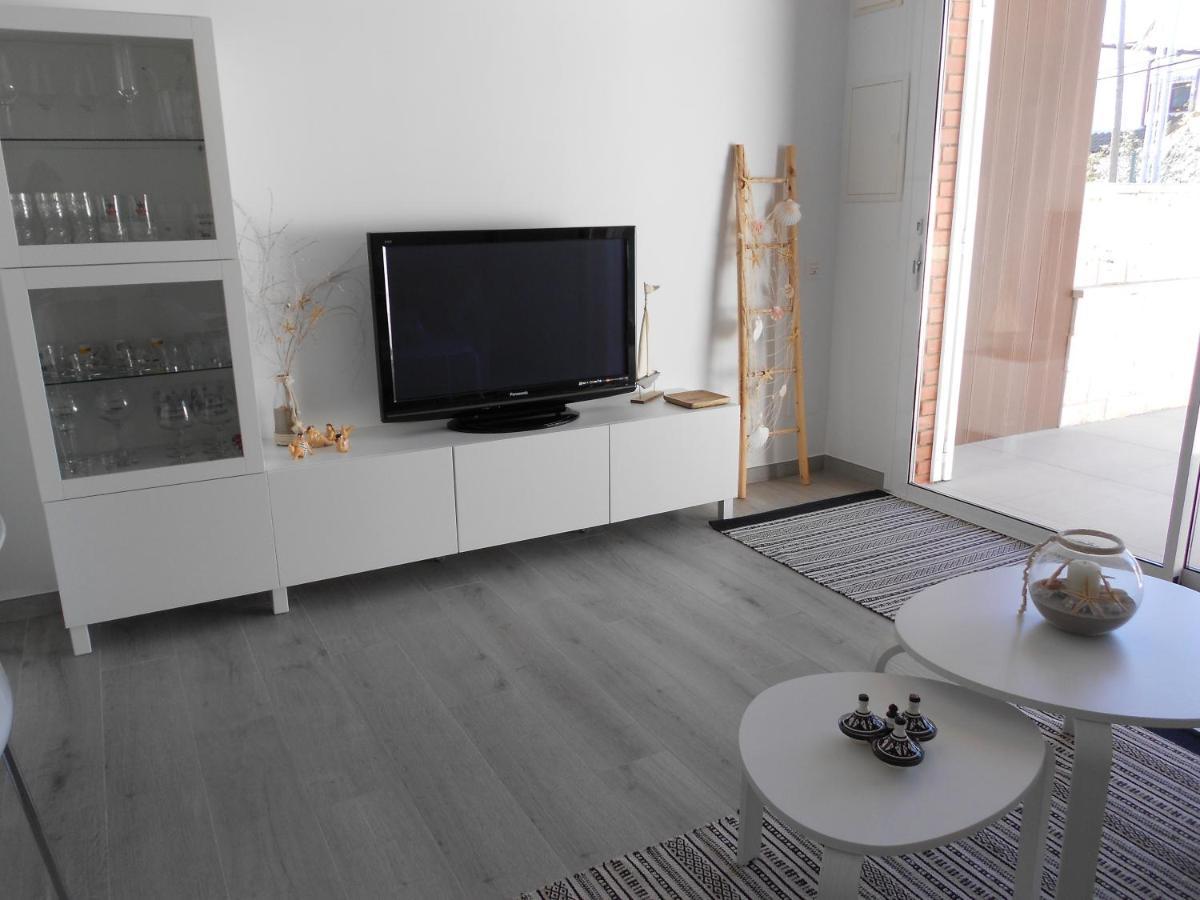 Luxury Apartment Кембрилс Екстериор снимка